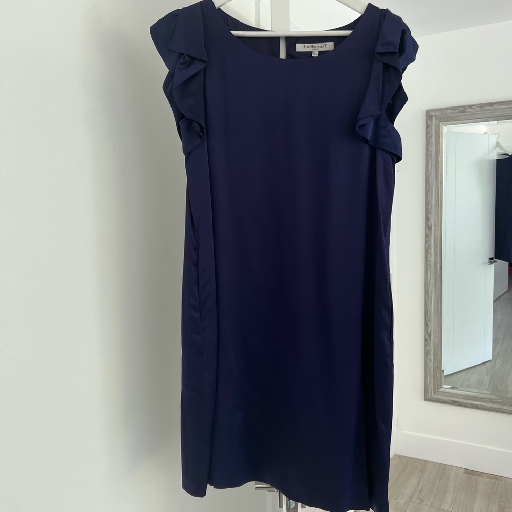 Beautiful purple straight silk LK Bennett dress size 6 US